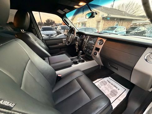 Used 2015 Ford Expedition XLT w/ Equipment Group 201A image 35