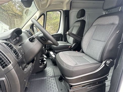 New 2025 RAM ProMaster 2500 w/ Convenience Group image 23