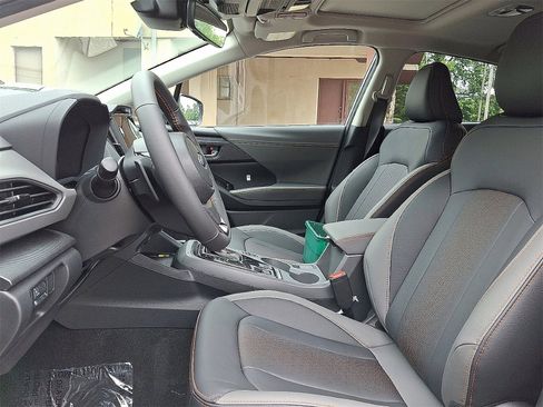 New 2025 Subaru Crosstrek 2.5i Limited w/ Crosstrek Mirror Package image 9