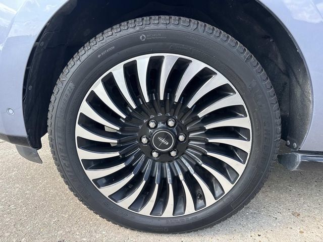 Used 2018 Lincoln Navigator Black Label w/ Cargo Package AWD/4WD image 9