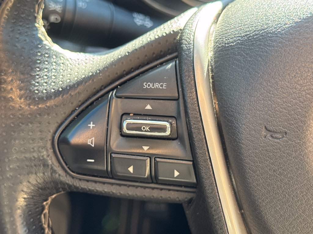 Used 2016 Nissan Maxima Platinum FWD image 28