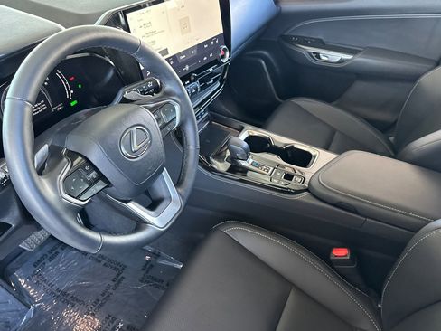 Used 2025 Lexus NX 350h AWD w/ Cold Area Package image 10