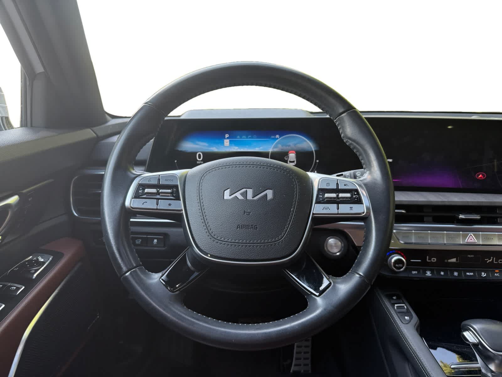 Used 2023 Kia Telluride SX FWD image 13