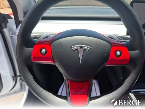 Used 2021 Tesla Model Y Long Range AWD/4WD image 14
