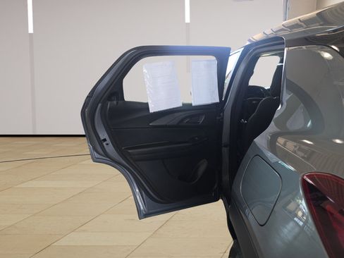 Used 2021 Chevrolet TrailBlazer LS FWD image 22