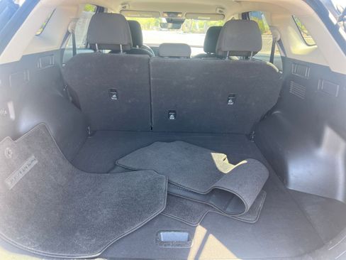 Used 2025 Kia Sportage LX FWD image 31