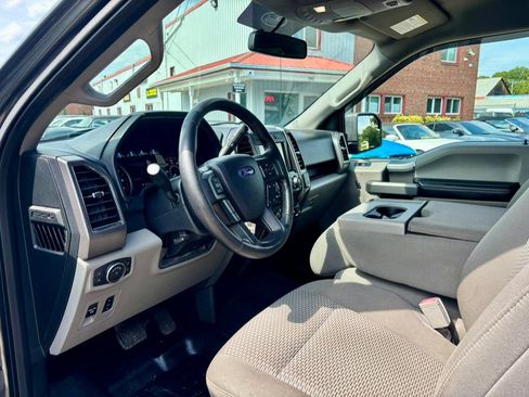 Used 2018 Ford F150 XLT w/ Equipment Group 302A Luxury AWD/4WD image 11