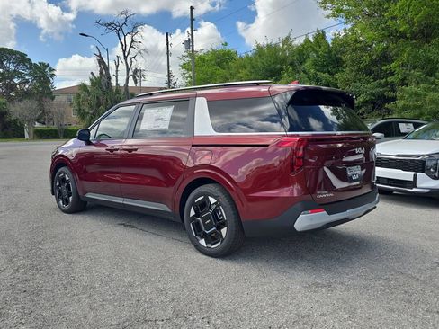 New 2026 Kia Carnival EX FWD image 6