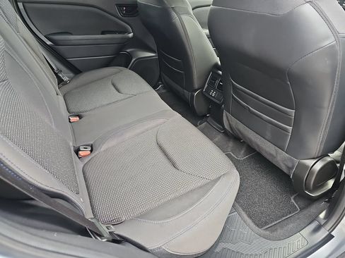Certified 2025 Subaru Forester Premium AWD/4WD image 14