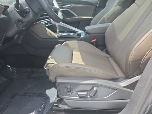 Certified 2025 Audi Q5 Premium w/ Premium Plus AWD/4WD image 21