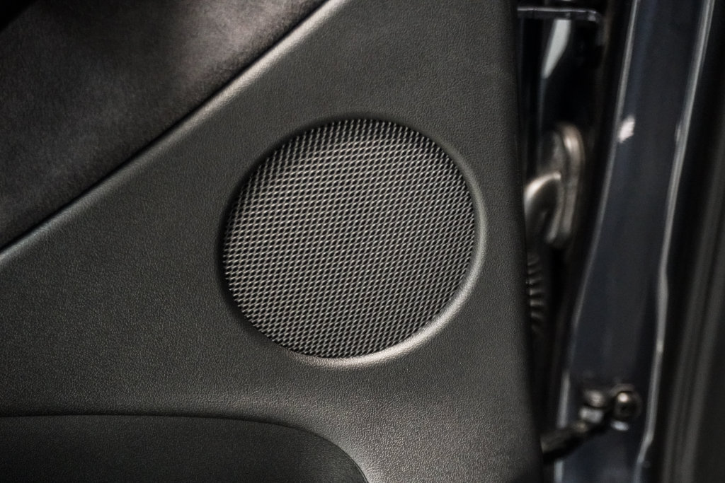 Used 2022 Tesla Model 3 Standard Range RWD image 9