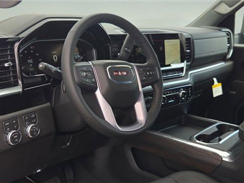 New 2026 GMC Sierra 2500 SLT image 33