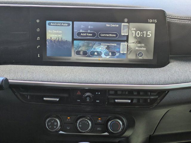 Used 2025 Nissan Kicks SV FWD image 30