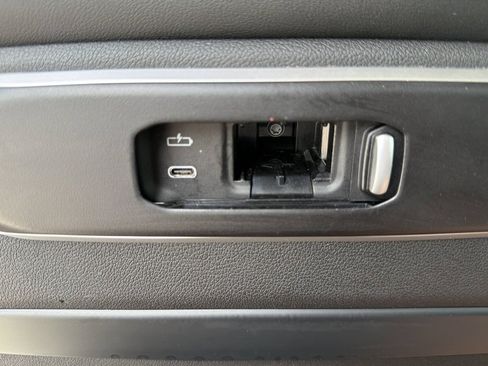 Used 2024 BMW X7 xDrive40i AWD/4WD image 20