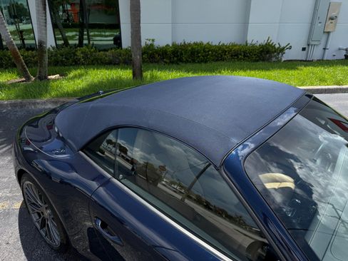 Used 2019 Porsche 911 Carrera S RWD image 3