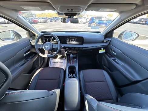 New 2026 Nissan Kicks SR w/ SR Premium Package AWD/4WD image 21