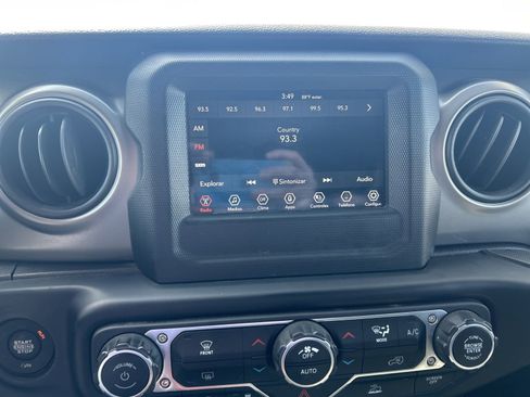 Used 2021 Jeep Wrangler Unlimited Sport image 17