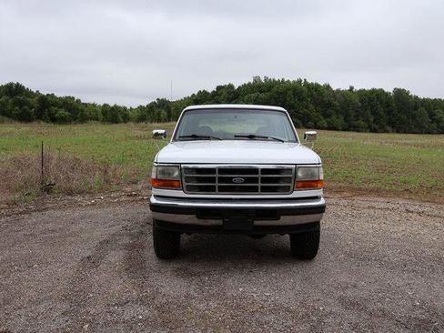 Used 1996 Ford Bronco XLT AWD/4WD image 4
