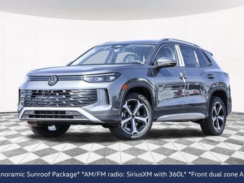 New 2026 Volkswagen Tiguan SE AWD/4WD image 2