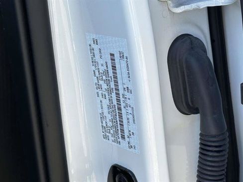 Used 2023 Ford F150 Lariat w/ Equipment Group 502A High AWD/4WD image 39