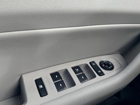 Used 2017 Hyundai Sonata SE image 17