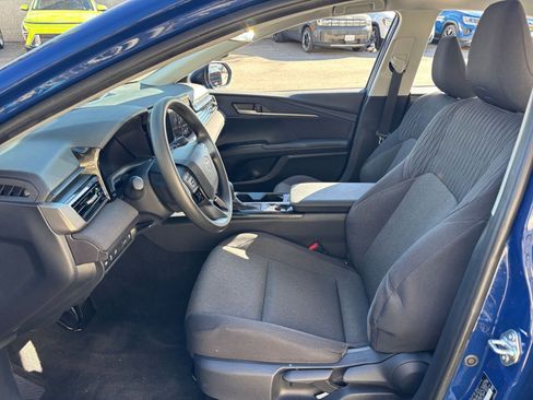 Used 2025 Toyota Camry LE image 27