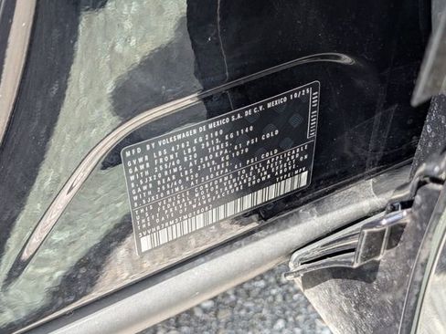 Used 2026 Volkswagen Tiguan SE R-Line image 19