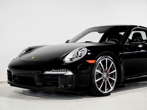 Used 2014 Porsche 911 Carrera S image 30