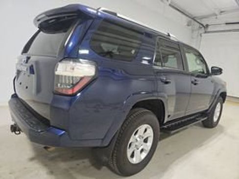 Used 2021 Toyota 4Runner SR5 Premium AWD/4WD image 3