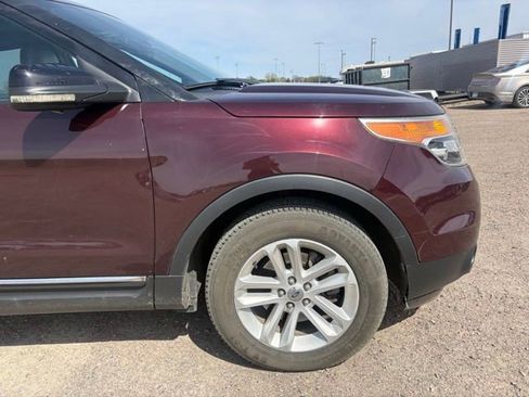 Used 2011 Ford Explorer XLT w/ 202A Rapid Spec Order Code AWD/4WD image 13