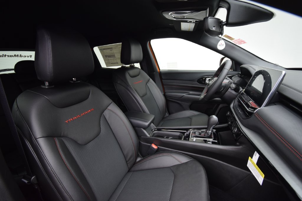 New 2026 Jeep Compass Trailhawk AWD/4WD image 16