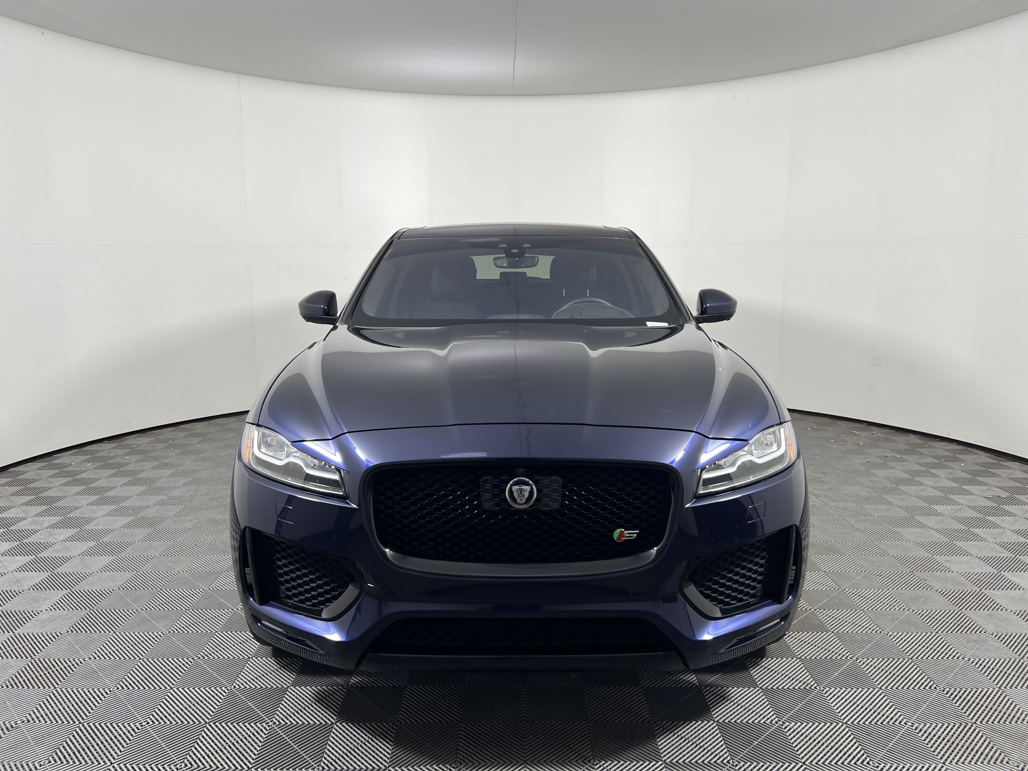 Used 2019 Jaguar F-PACE S AWD/4WD image 8
