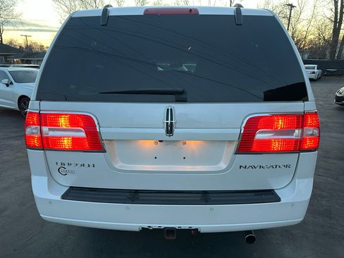Used 2013 Lincoln Navigator L L 4WD w/ HD Trailer Tow Pkg image 5