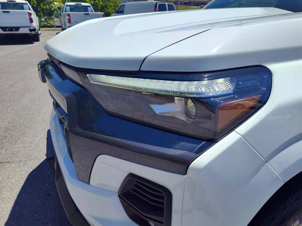 New 2026 Chevrolet Colorado LT w/ LT Convenience Package AWD/4WD image 8