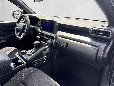 Used 2025 Toyota 4Runner SR5 AWD/4WD image 27