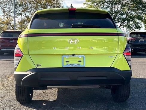 Used 2024 Hyundai Kona SEL w/ Convenience Package image 5