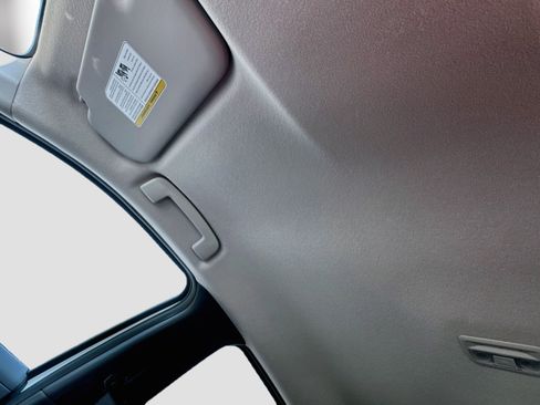 Used 2026 Nissan Kicks SV FWD image 21