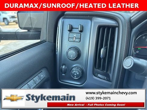 Used 2018 GMC Sierra 2500 SLT image 30