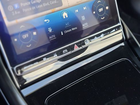 Used 2022 Mercedes-Benz SL 63 AMG 4MATIC image 29