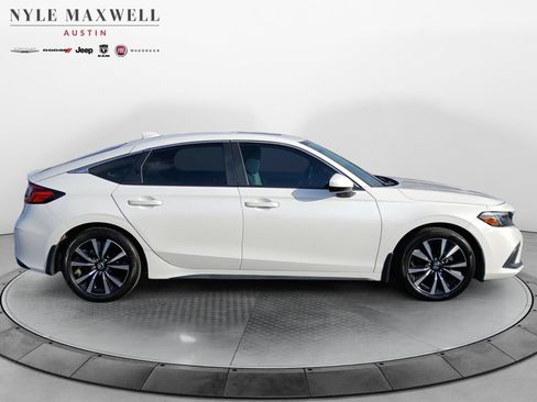 Used 2023 Honda Civic EX-L image 17