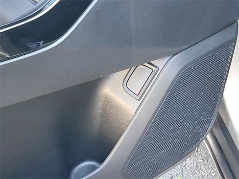 Certified 2026 Chevrolet Equinox RS image 12