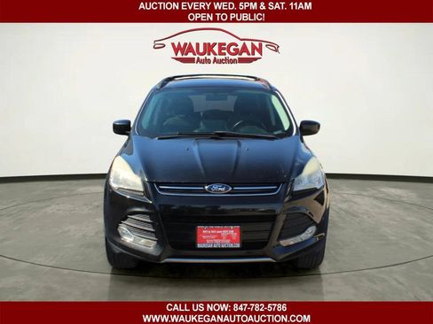 Used 2013 Ford Escape SE FWD image 2