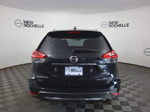 Certified 2020 Nissan Rogue SV image 6