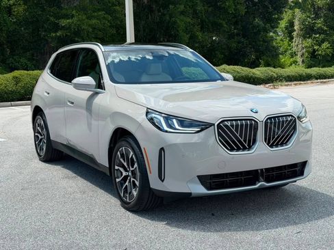 New 2026 BMW X3 xDrive30i w/ Premium Package AWD/4WD image 7