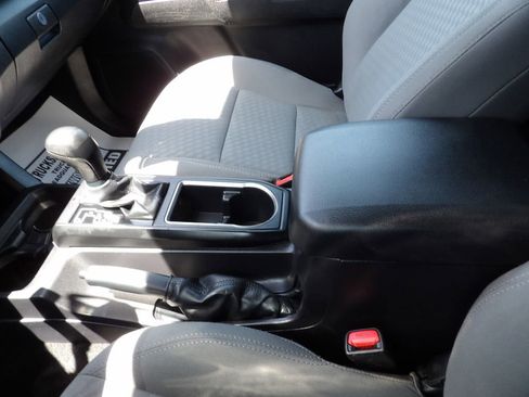 Used 2022 Toyota Tacoma SR RWD image 25