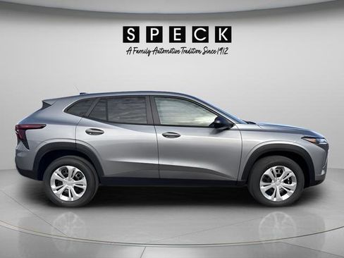 New 2026 Chevrolet Trax LS w/ Driver Confidence Package FWD image 6