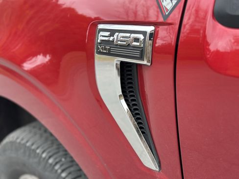 Used 2022 Ford F150 XLT w/ Equipment Group 302A High image 15