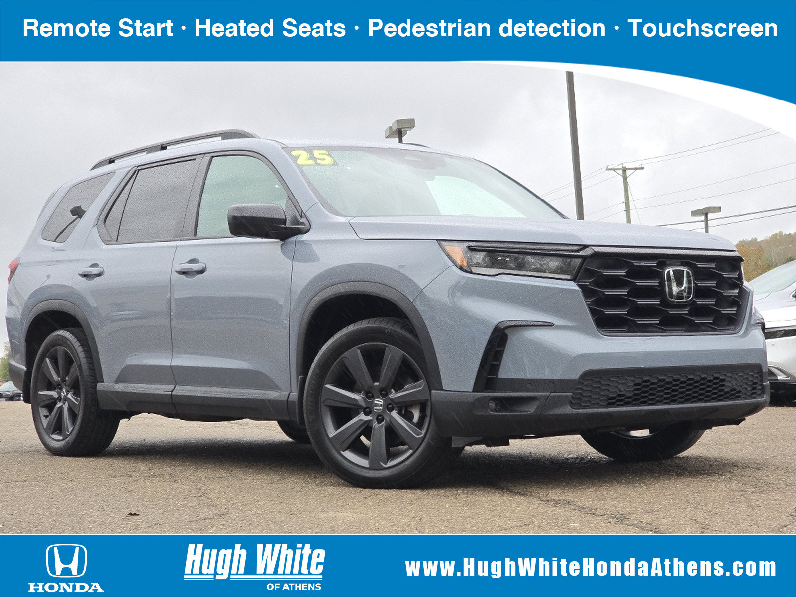 Used 2025 Honda Pilot Sport image 1