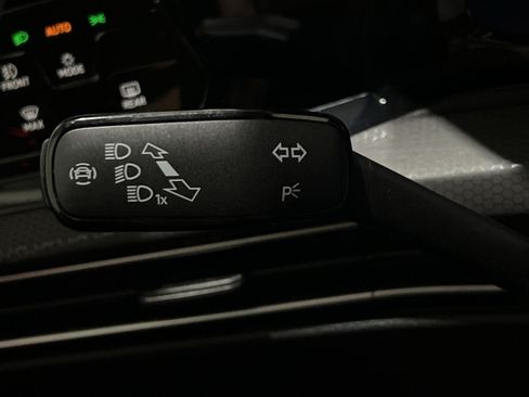 Used 2024 Volkswagen GTI SE FWD image 28