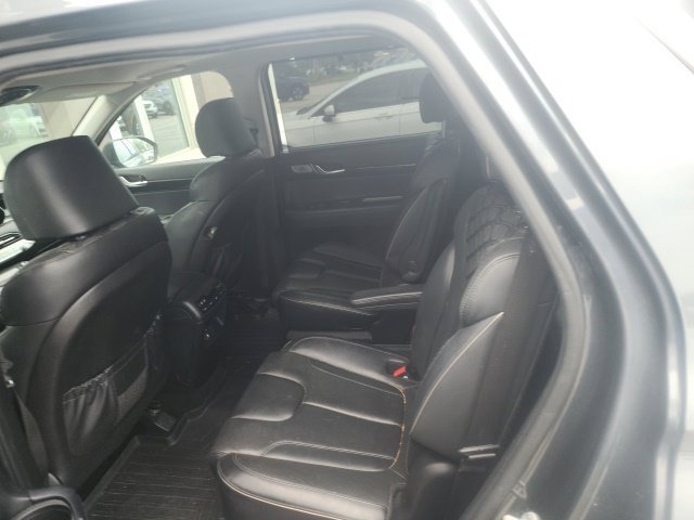 Used 2021 Hyundai Palisade Limited FWD image 30